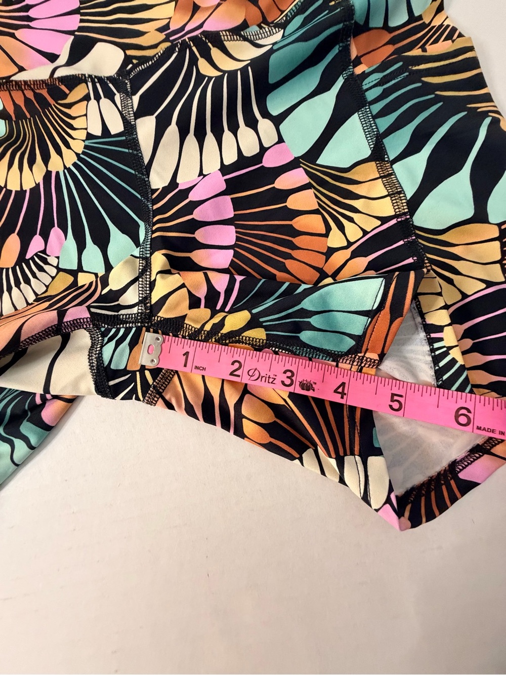 Billabong Summit 5” Black Multi 2 Floral Fan-Print Active Shorts Size Small - Picture 5 of 8